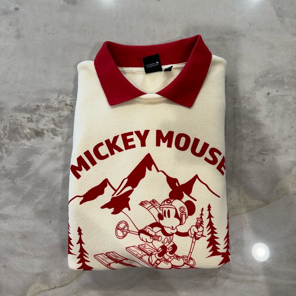 Disney Cream and Red Mickey Mouse Skiing Sweater - Picture 4 of 4